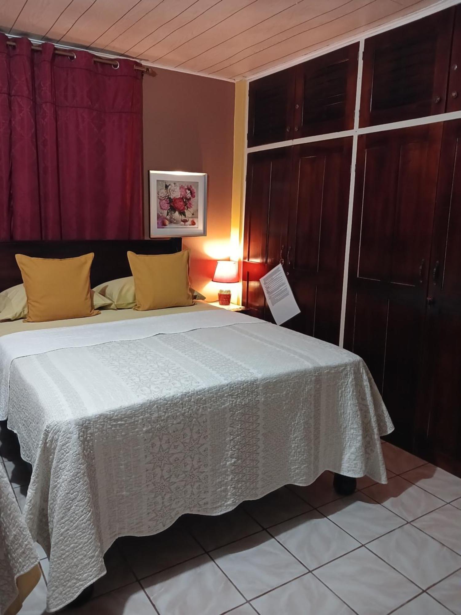 Ultimate Freedom Bed And Breakfast Santa Cruz Exterior foto